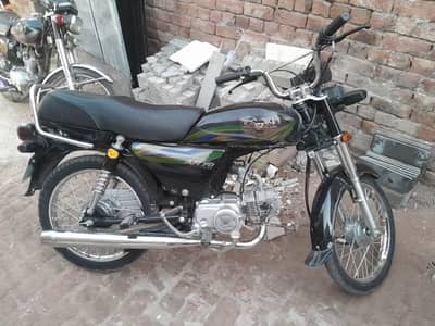 classic 70 bike urgent sale contact 03218890546 whatsapp