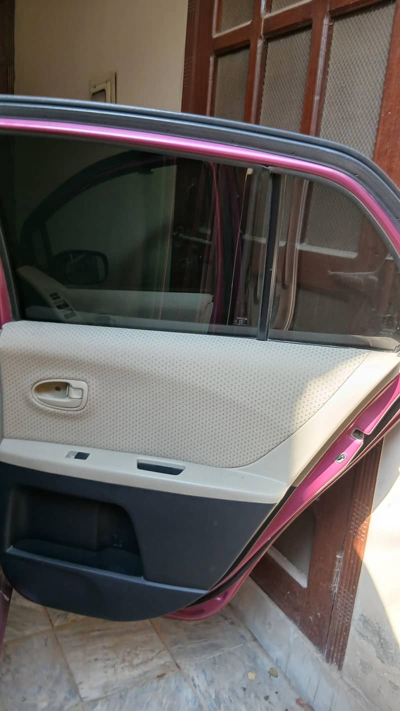 Toyota Vitz 2005/2008 10