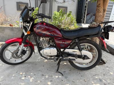 Suzuki gs 150 se