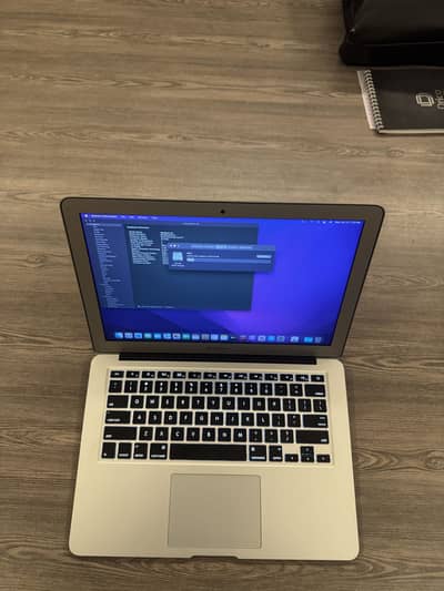 Macbook Air 2015 8GB RAM 256GB SSD
