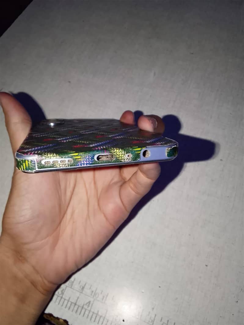 Realme Note 60 3