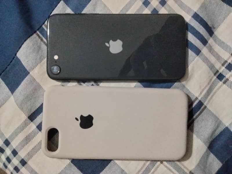 Apple iPhone SE 0
