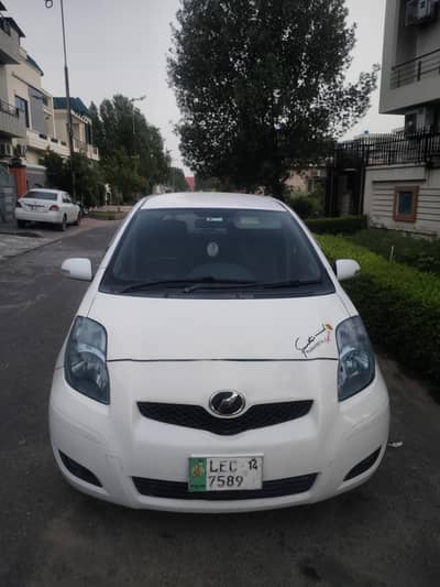 Toyota Vitz 2010