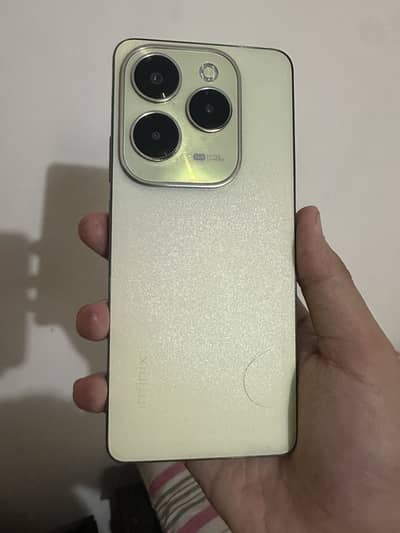 Infinix Hot 40 with box