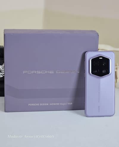 Magic 7 RSR Porsche Design Elite Class Premium Flagship Phone