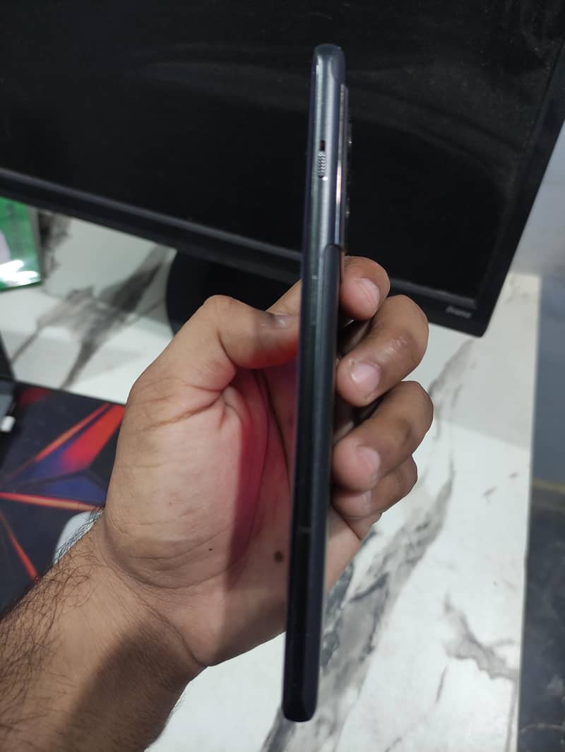 One Plus 10 Pro 3