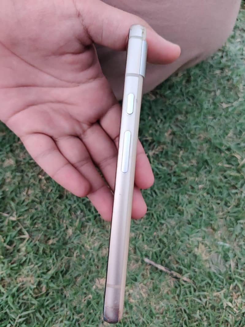 Google Pixel 8a 2