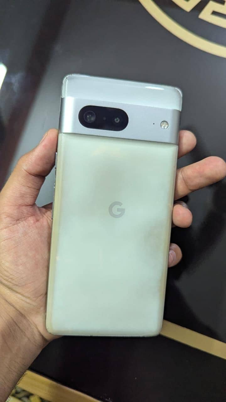 Google Pixel 7 5