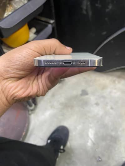 Apple iPhone 12 Pro