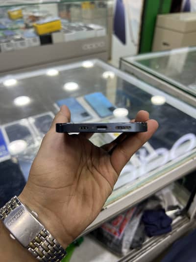 Iphone 12 pro 128gb j. v