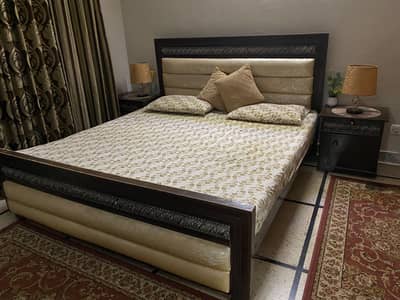 king bed