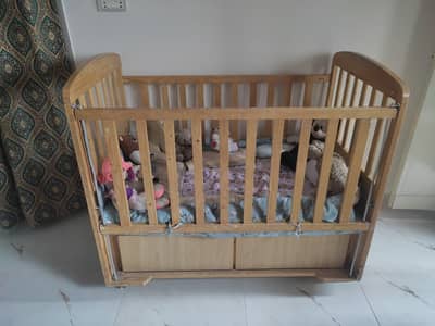 Baby cot for sale
