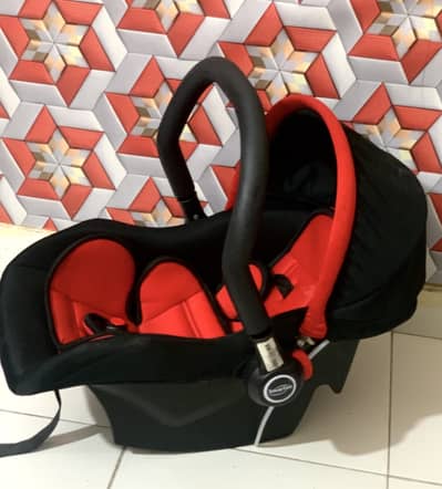 Smartee 3-in-1 Baby Car Seat & Carry Cot (Excellent Condition)