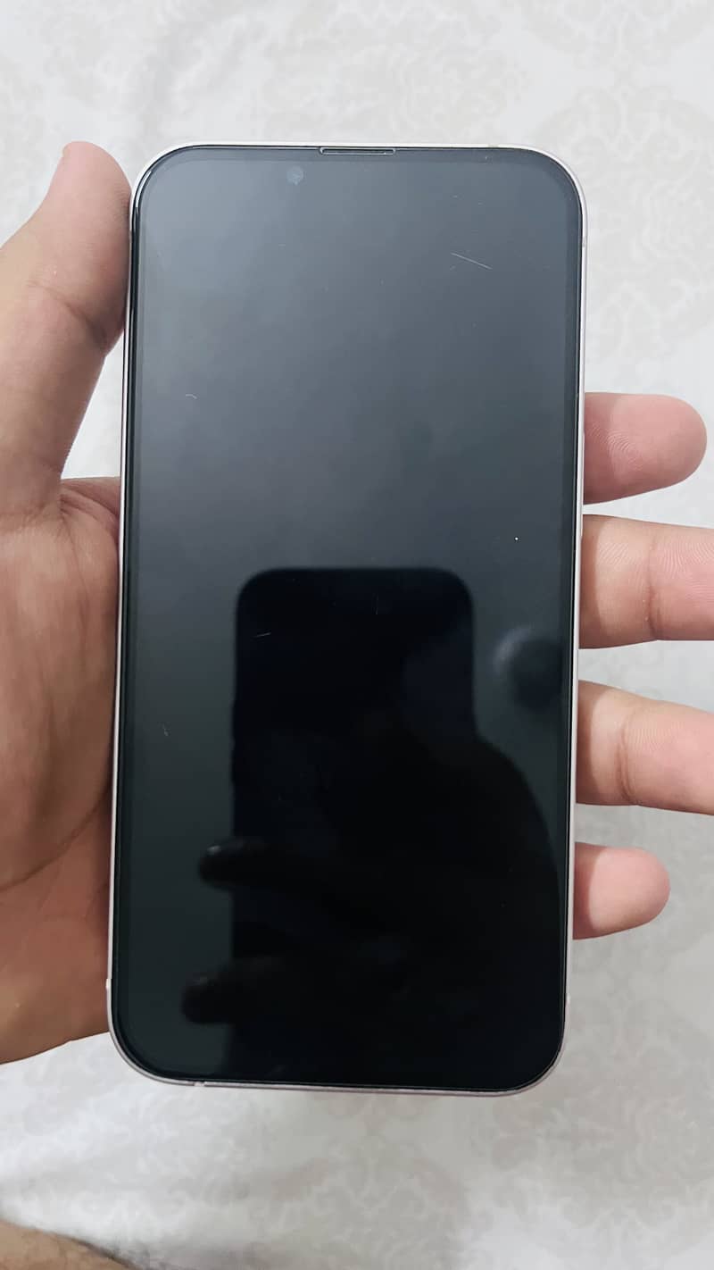 Apple iPhone 13 3