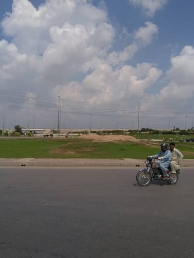 1 Kanal Plot for Sale DHA Lahore Phase 7, Block U