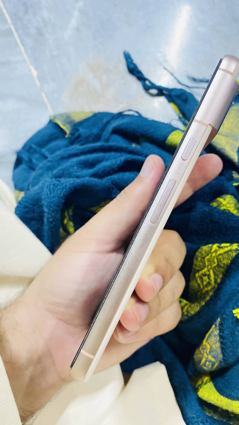 Google Pixel 8 1