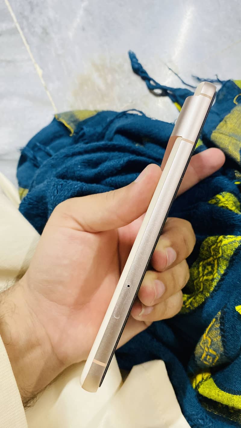 Google Pixel 8 3