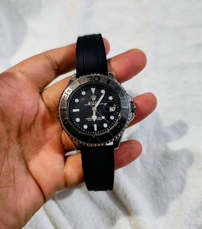 Yacht  master (Rolex) black rubber strap watch