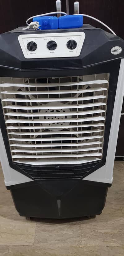 BRAND NEW CANON COOLER FOR SALE JUST 8 TO 10 DAYS USE. . .
