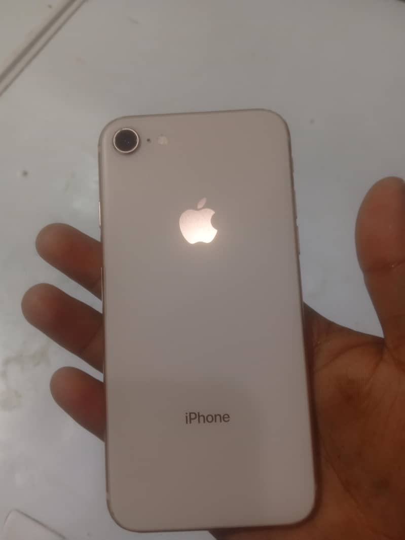 Apple iPhone 8 0