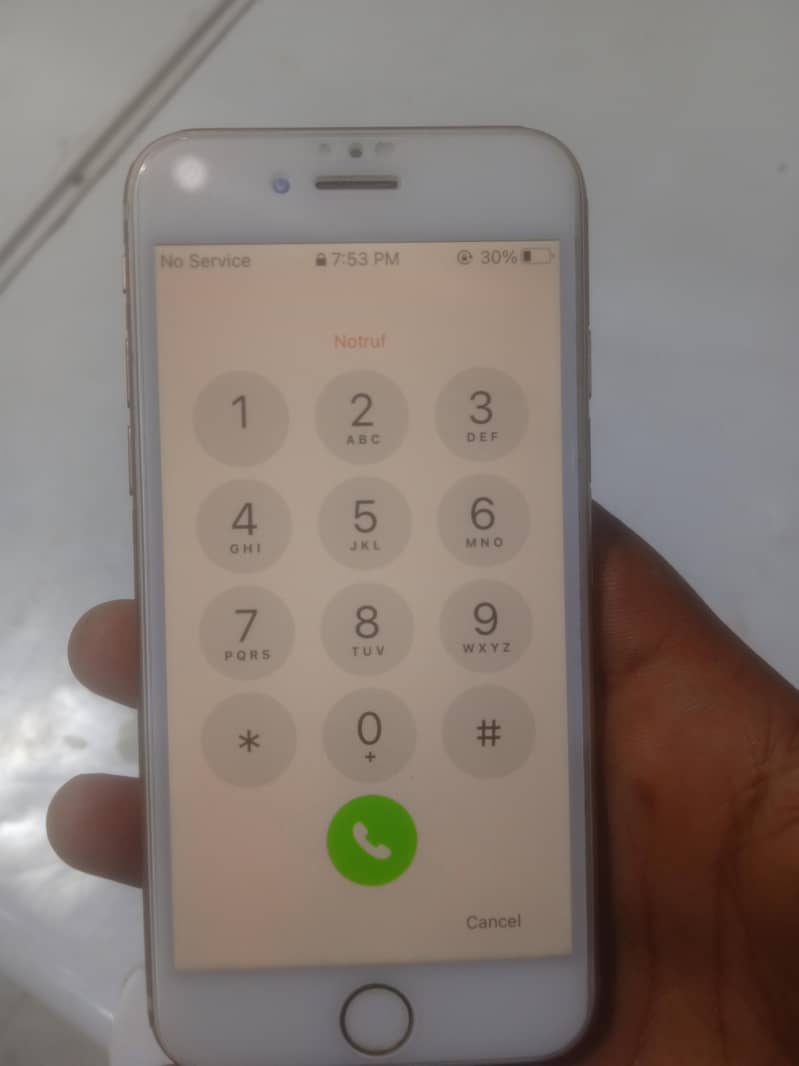 Apple iPhone 8 1