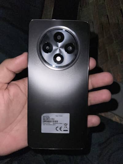 OPPO Reno12 F