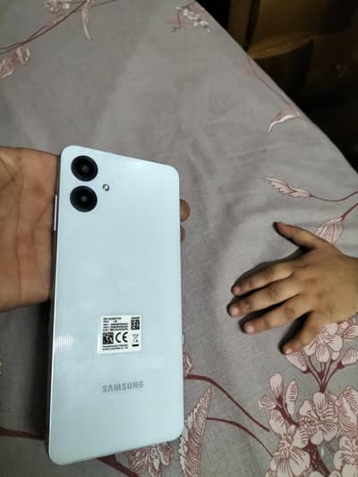 Samsung Mobile A06 4/64 luch condition