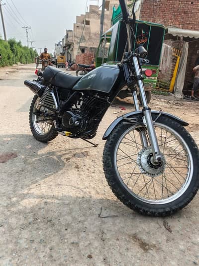 Honda XL350