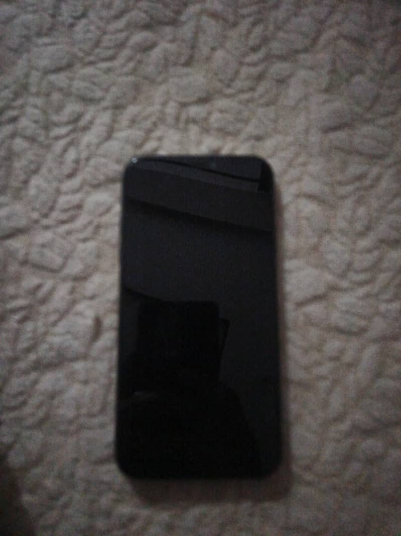 iPhone 11 0