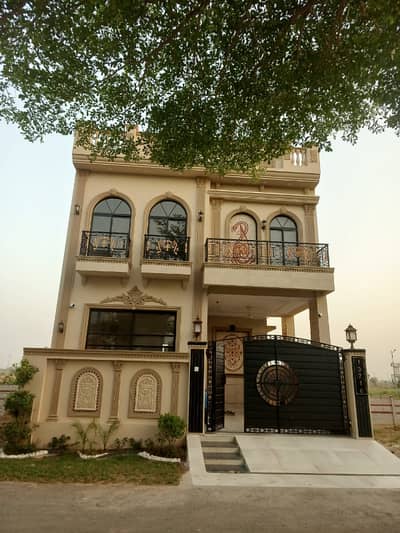 4 Beds 5 Marla Adorable Bungalow With Basement On Top Location For Rent in DHA Phase 9 Town Lahore