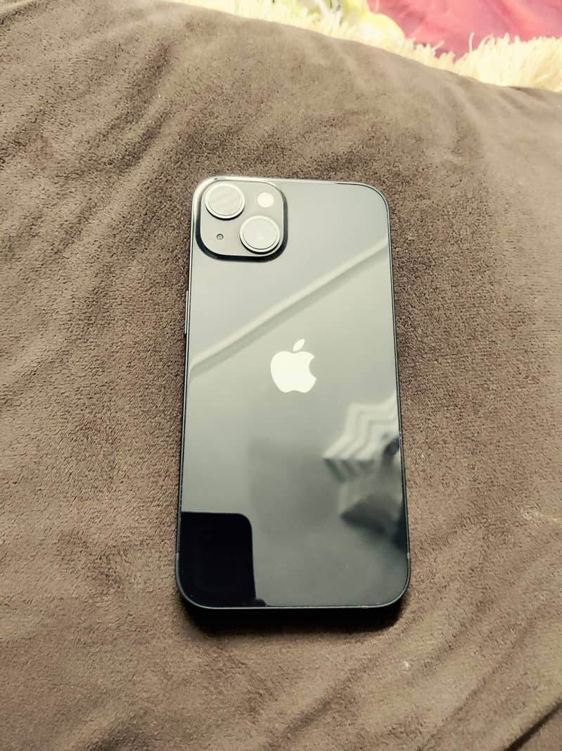 Apple iPhone 13 0