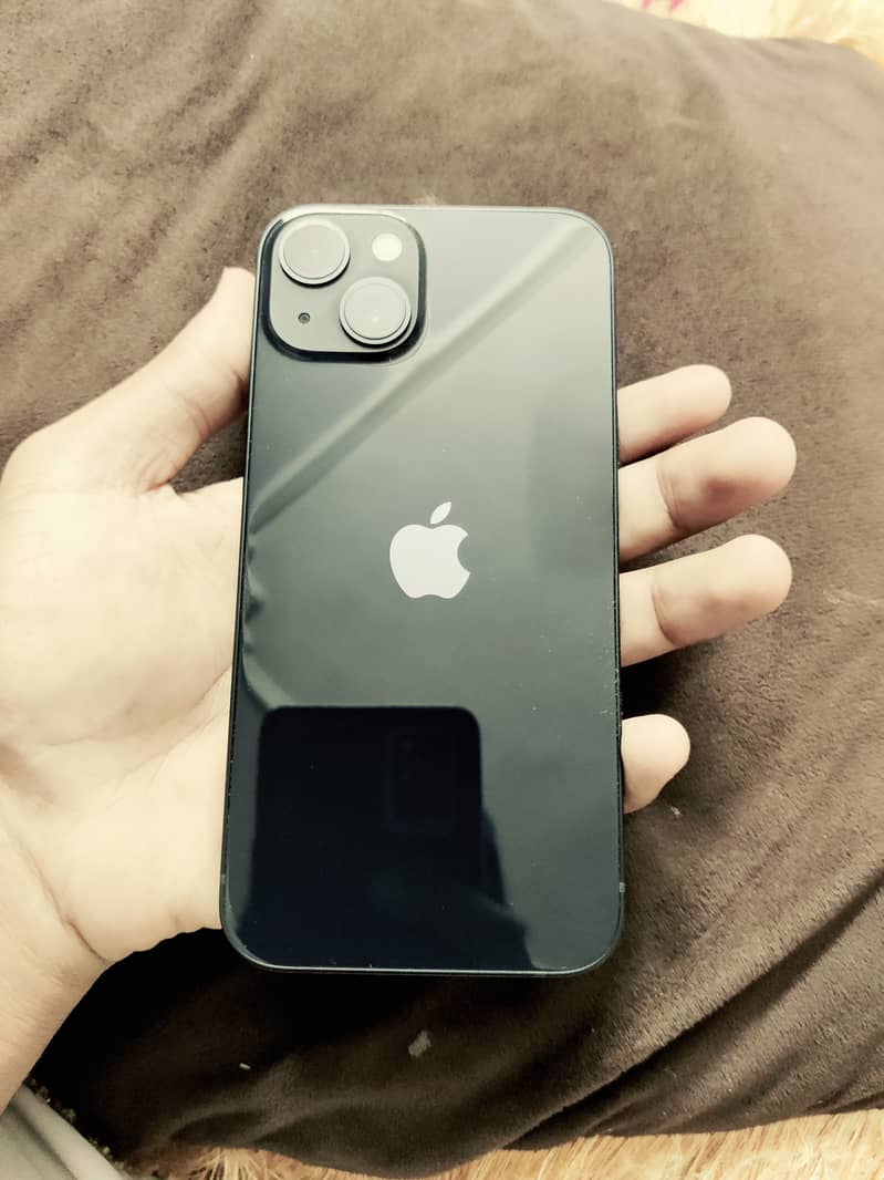 Apple iPhone 13 1