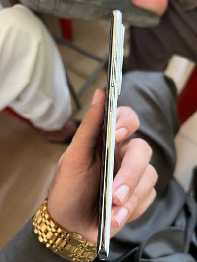 Tecno spark 40 pro  plus