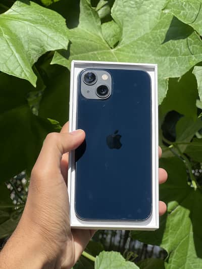 iPhone 13 8 months apple warranty