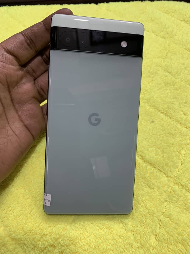 Google Pixel 6A 3