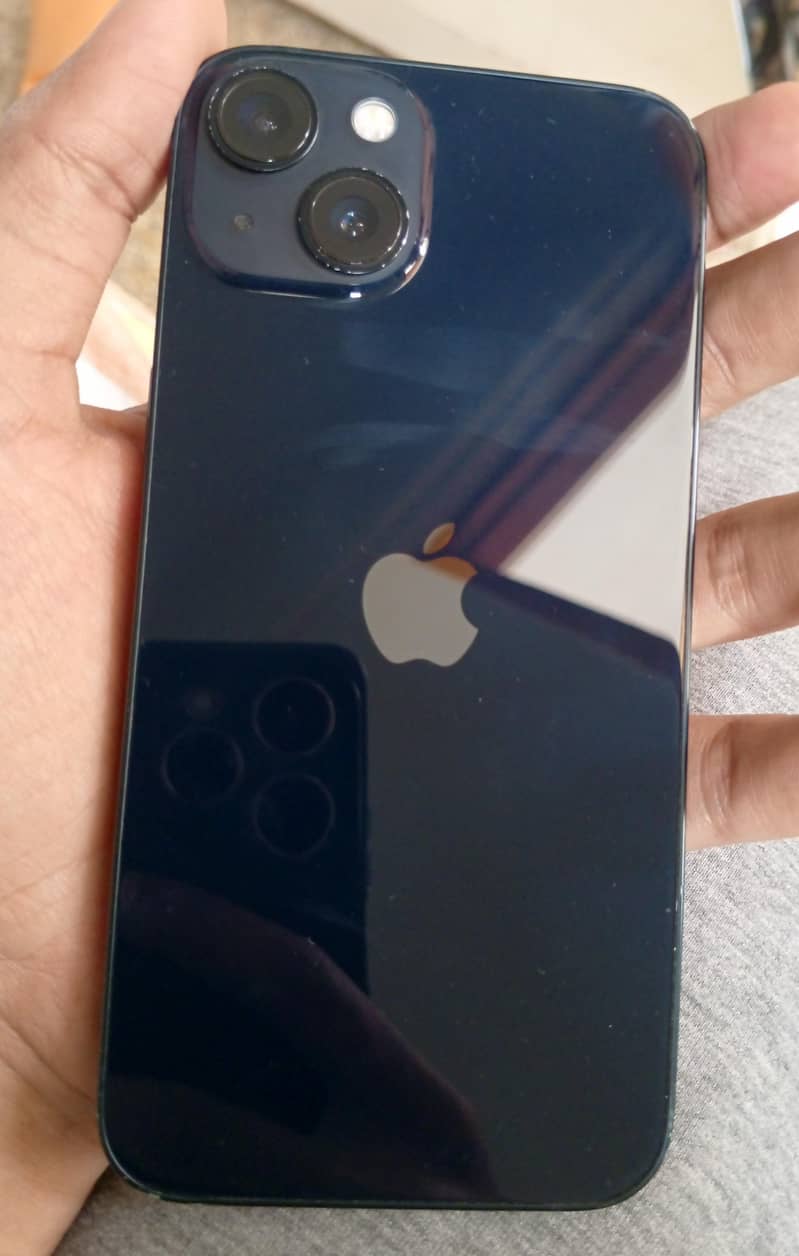 Apple iPhone 13 9