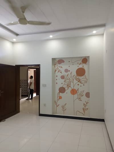 Upper Portion Of 10 Marla House Available For Rent In Jubilee Town Lahore