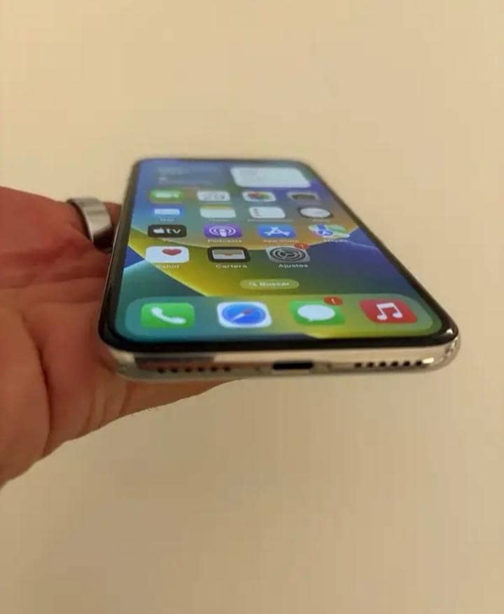 Apple iPhone X 0