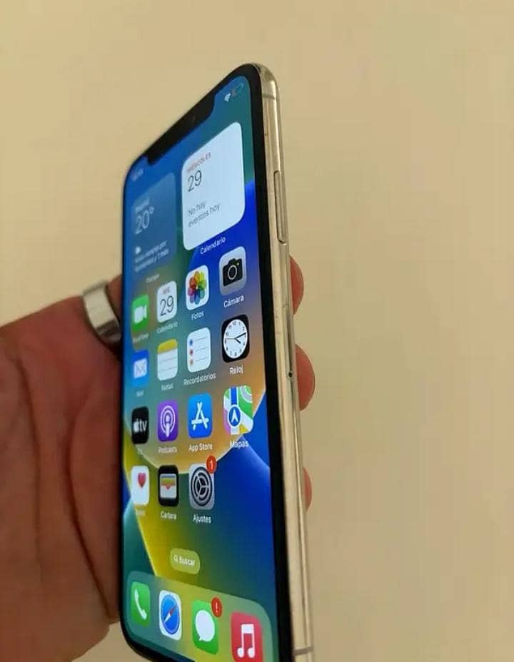 Apple iPhone X 2