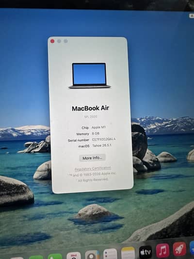 APPLE MACBOOK AIR M1 8gb 256gb 9.5/10 NON OPENED SPACE GREY.
