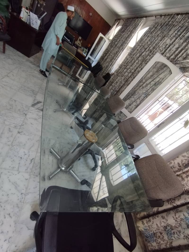 شیشے کی بہترین موٹی ٹیبل 0