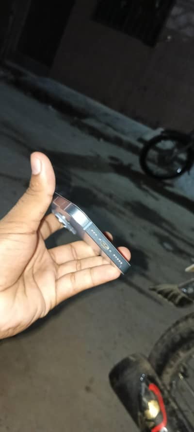 Apple iPhone 14