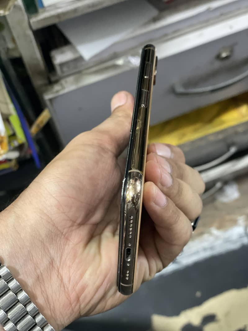 Apple iPhone X 1