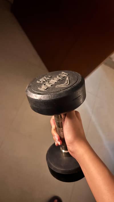 10 kg and 5 kg 1 inch diameter weight plate  pair of 3 kg dumbbells