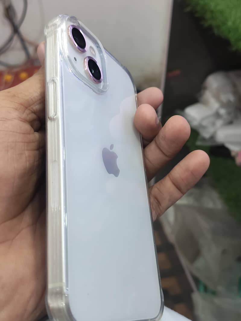 Apple iPhone 13 3