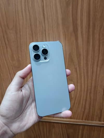 Apple iPhone 15 Pro Max Factory Unlock