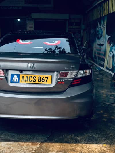 Honda Civic vti orial 2013 model almost 75 percent genion