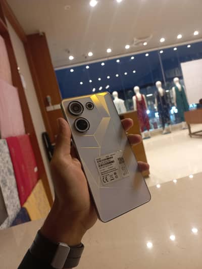 Tecno camon 20