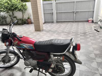 Honda 125 2023 model and regstion 2024