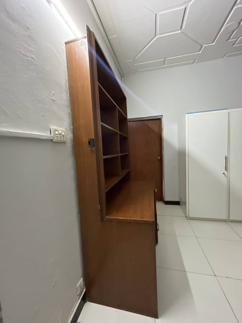 Study table 1